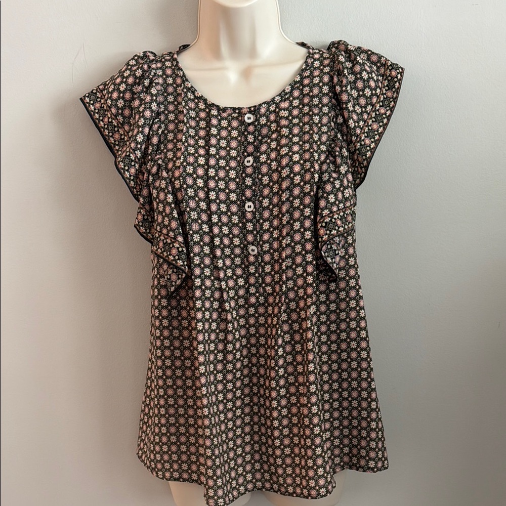 Max Studio Black Floral Button-Front Ruffle Sleeve Top Whimsy Preppy Chic Small